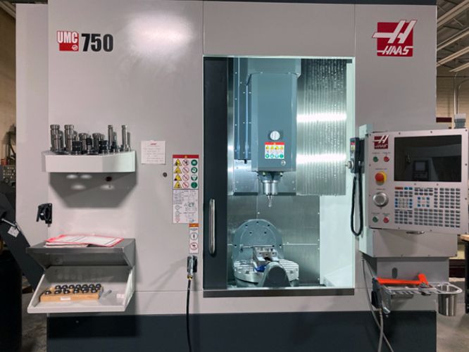 CNC 5 Axis UMC 750 Machine